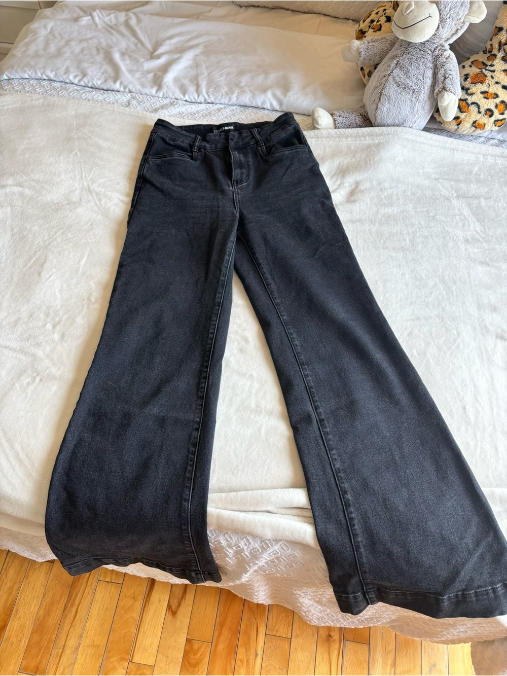 Fashion Nova Black High-Rise Wide Leg Jeans